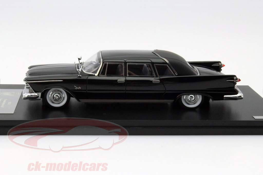 Crown Imperial Limousine by Ghia Año 1958 negro 1:43 GLM