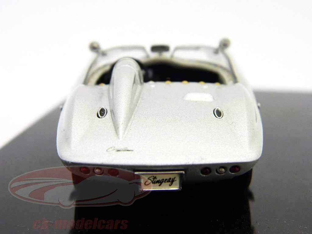Chevrolet Corvette Stingray Année 1959 argent / argent métallisé 1:43 AutoArt