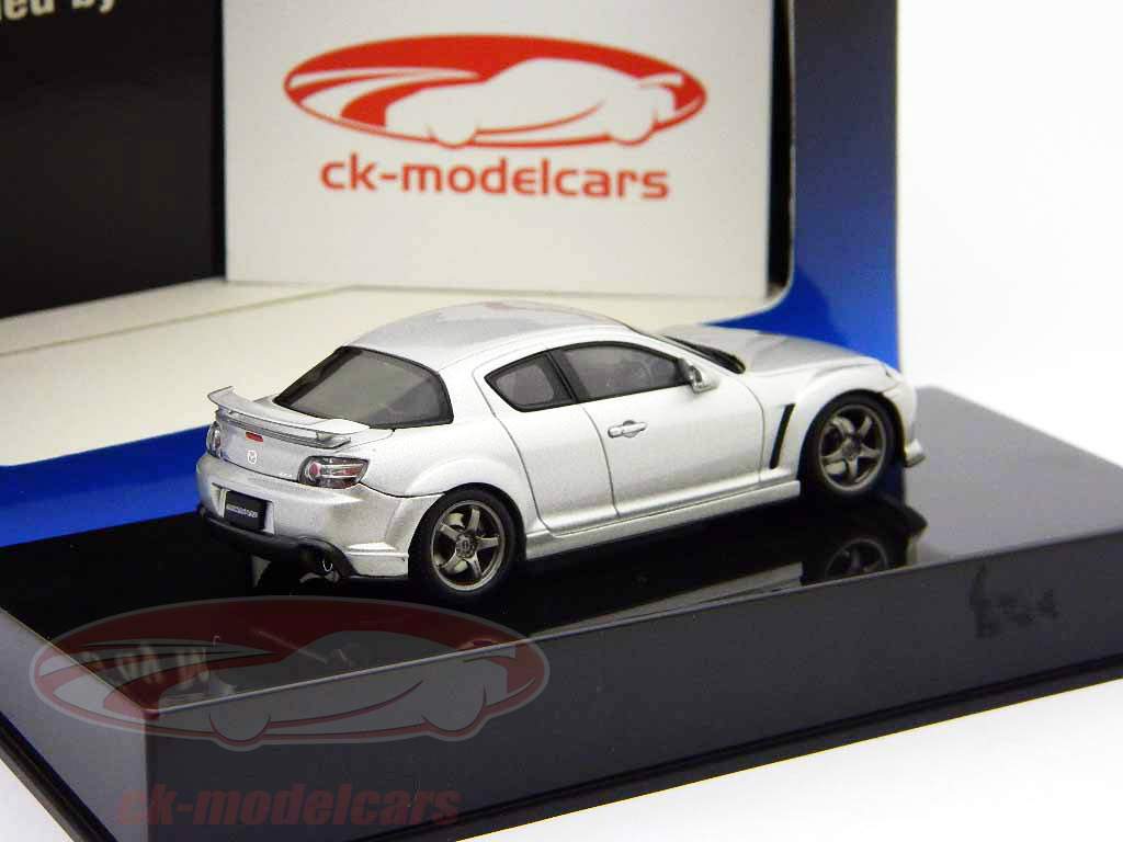 马自达RX-8型2002银色金属1:43 AUTOA​​RT