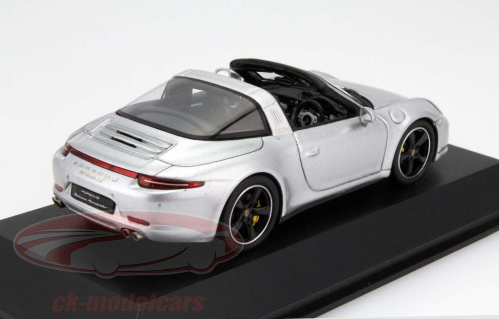 Porsche 911 Targa 4S silber 1:43 Spark