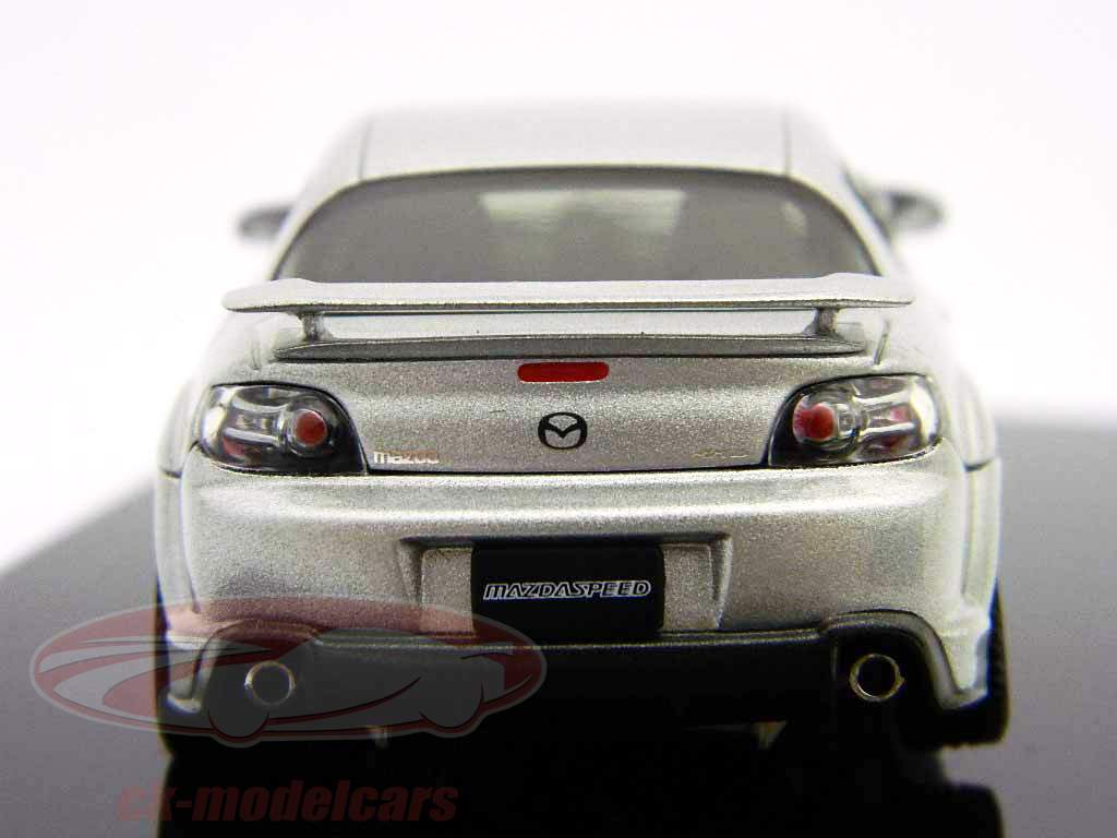 Mazda RX-8 Bj. 2002 silver metallic 1:43 AutoArt