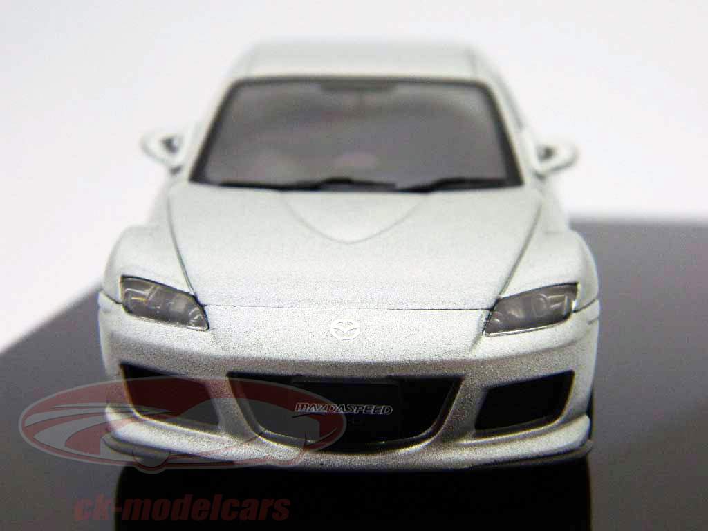 马自达RX-8型2002银色金属1:43 AUTOA​​RT
