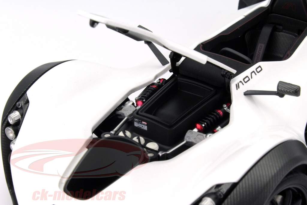 英国独立车厂- BAC Mono 2014年 白色 1:18 奥拓阿 AUTOart