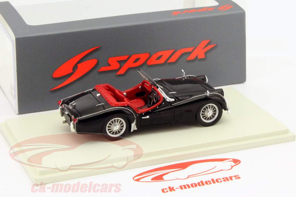 Triumph TR3 新年 1956 黑 1:43 Spark