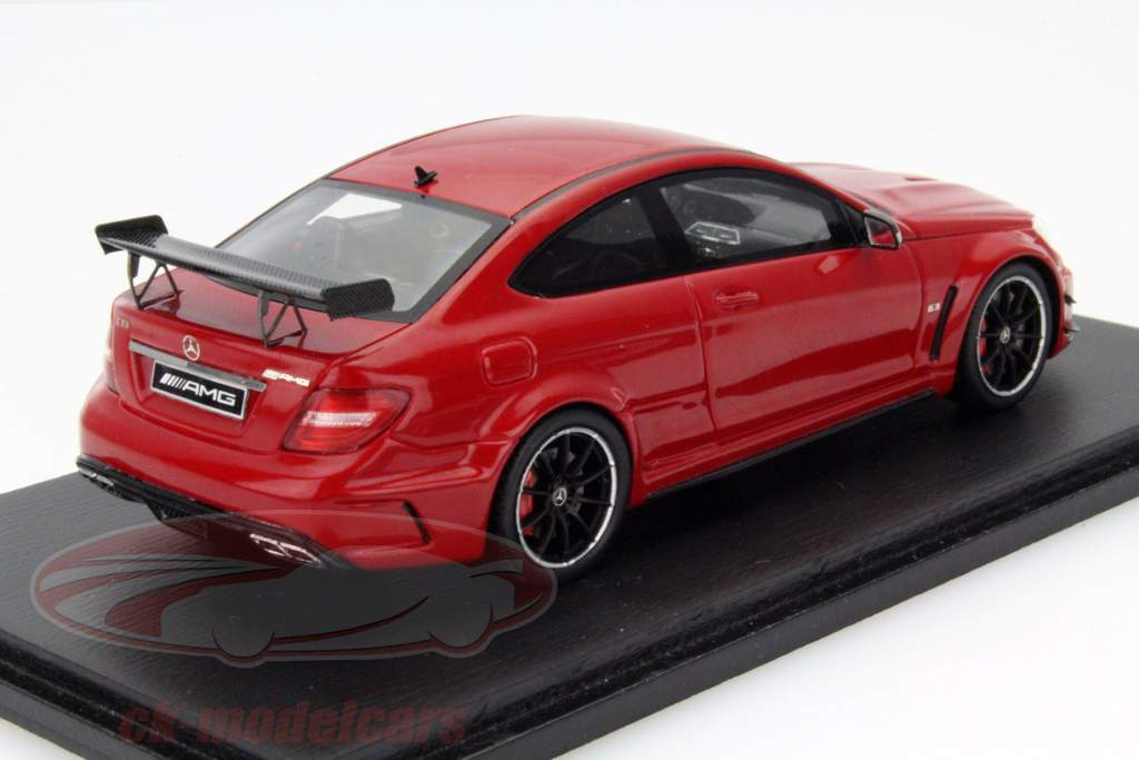 梅赛德斯 - 奔驰 C 63 AMG 2014年 红色 1:43 Spark