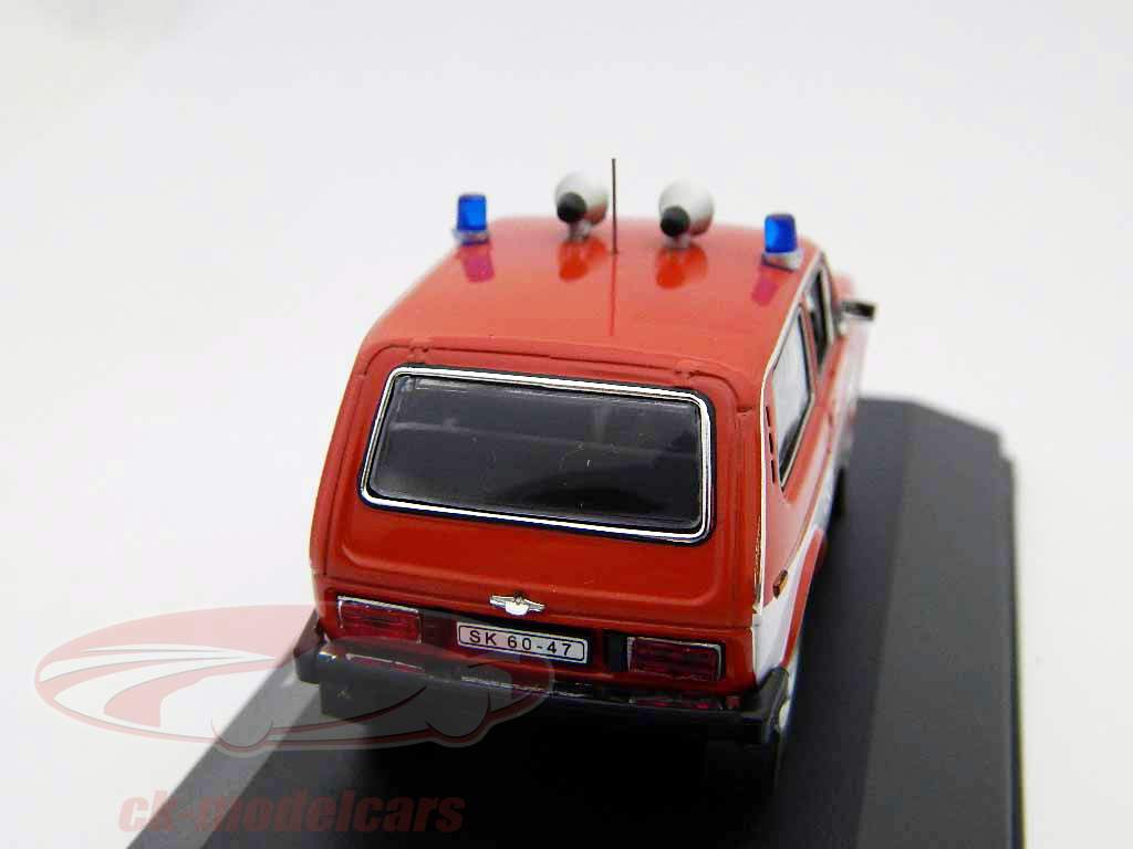 Lada Niva Fire 1:43 Ixo