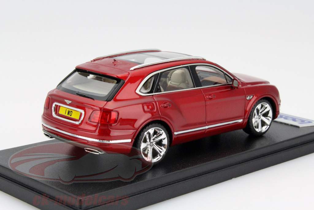 Bentley Bentayga Jaar 2015 rood 1:43 LookSmart
