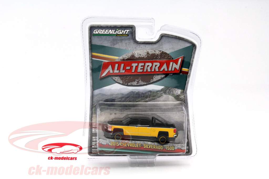 Chevrolet Silverado 1500 Anno 2015 giallo 1:64 Greenlight