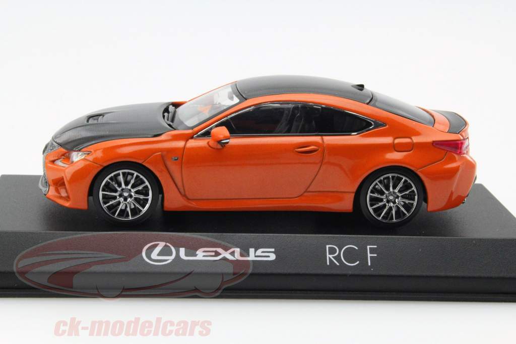 Lexus RC F 新年 2014 橙 / 黑 1:43 Kyosho