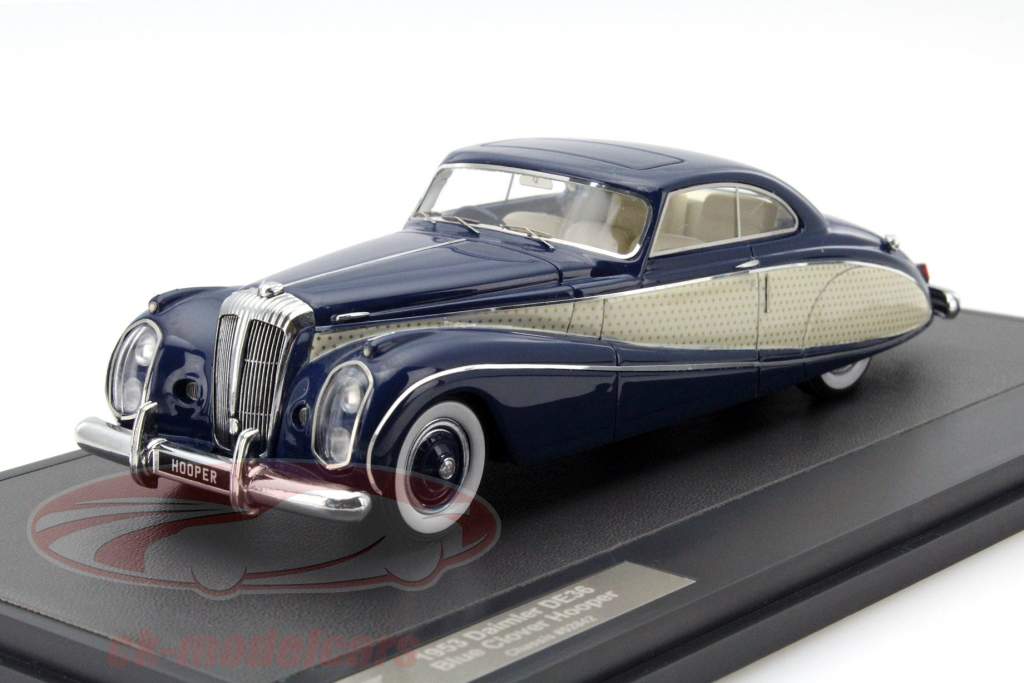 Daimler DE36 Hooper 新年 1953 蓝色 1:43 Matrix