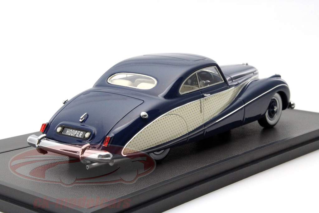 Daimler DE36 Hooper 新年 1953 蓝色 1:43 Matrix