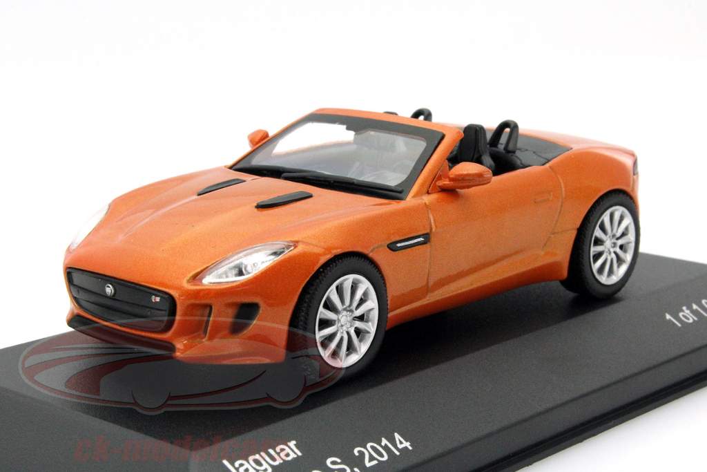 Jaguar F-Type S Год 2014 оранжевый 1:43 WhiteBox