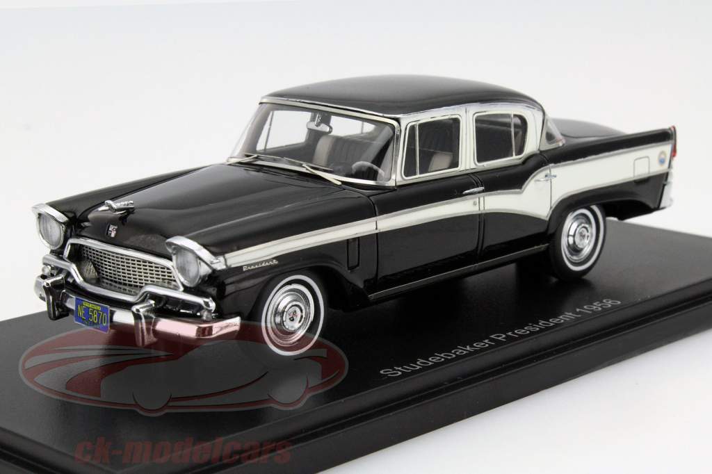 Studebaker President Année 1956 noir / blanc 1:43 Neo