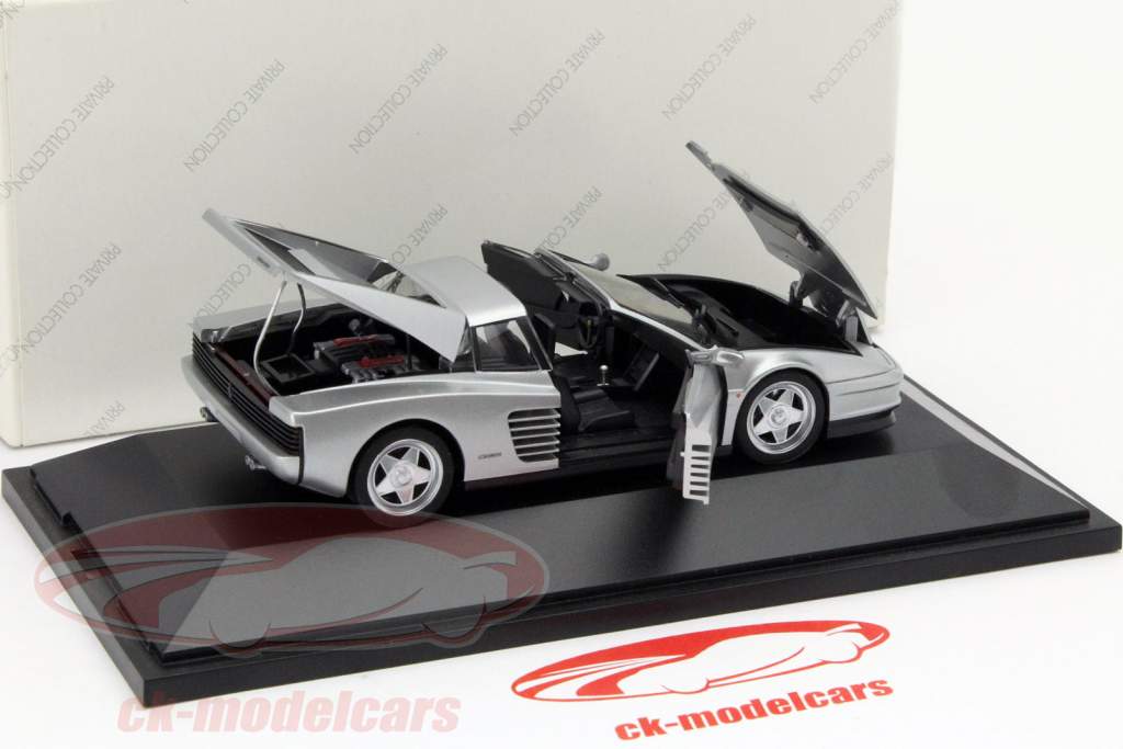 Ferrari Testarossa Spyder silber 1:43 Herpa