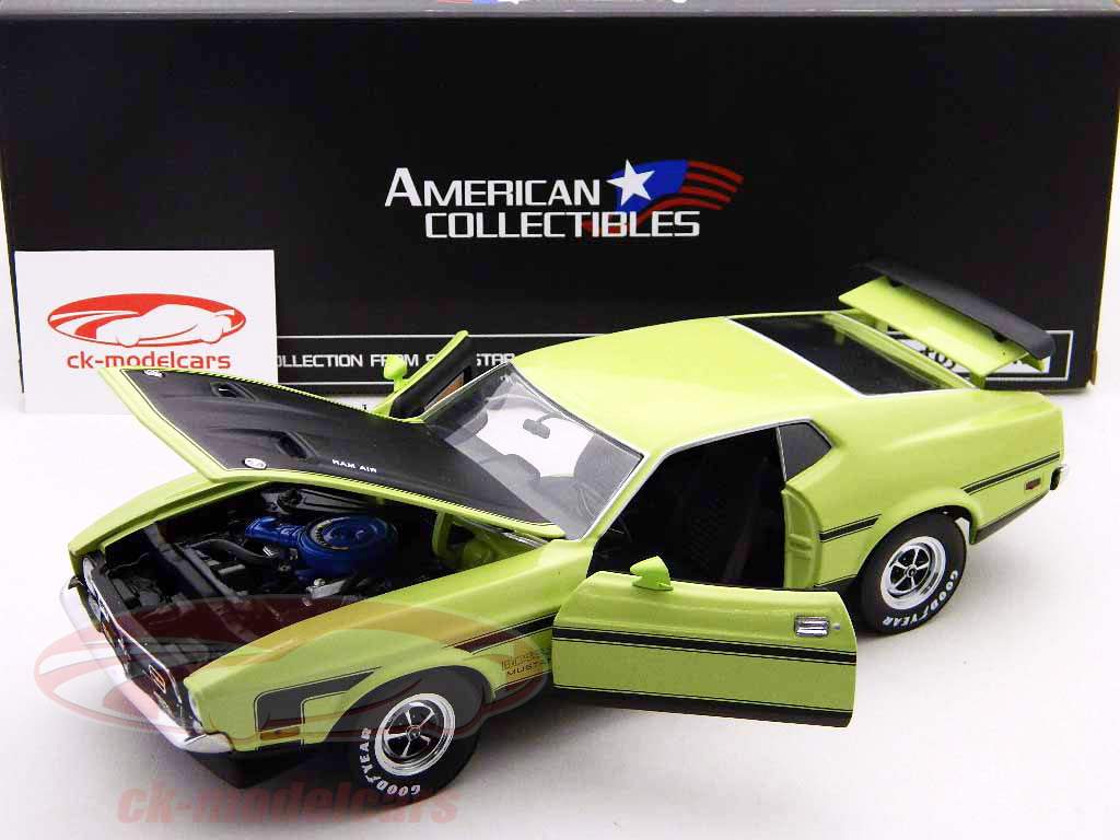 Ford Mustang Boss 351 année 1971 vert lime / limegreen 1:18 SunStar