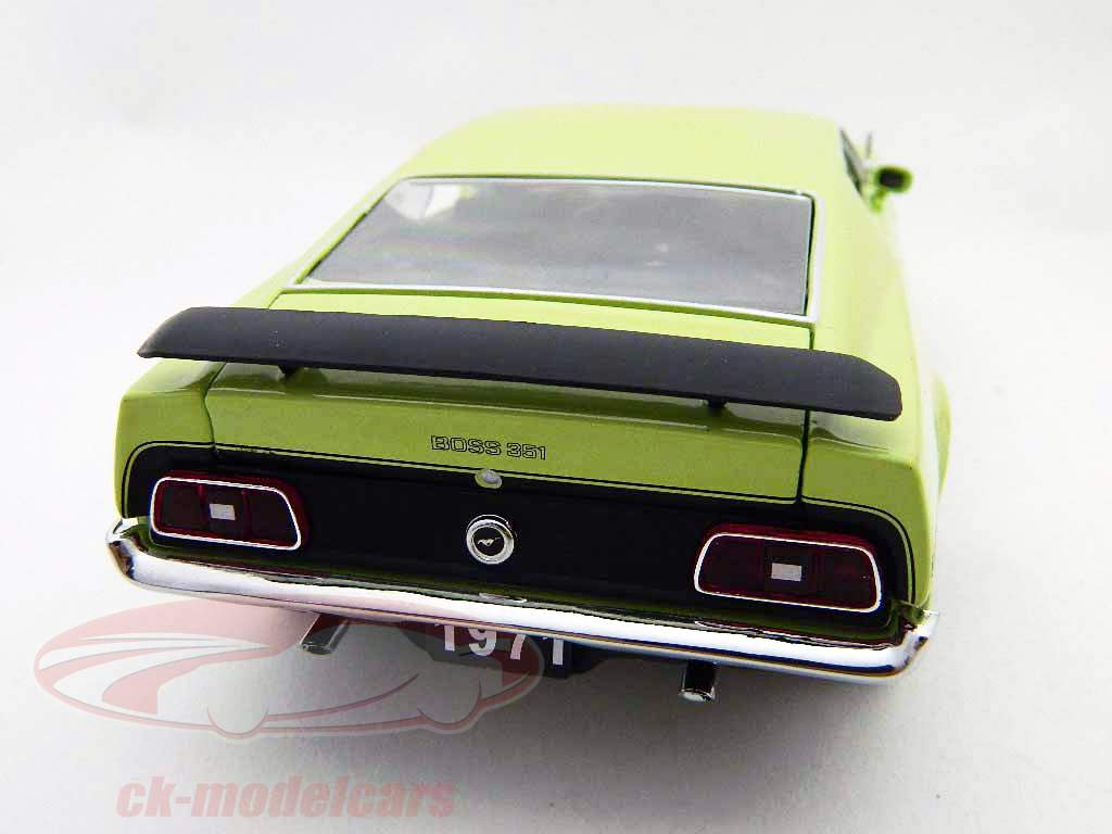 Ford Mustang Boss 351 année 1971 vert lime / limegreen 1:18 SunStar