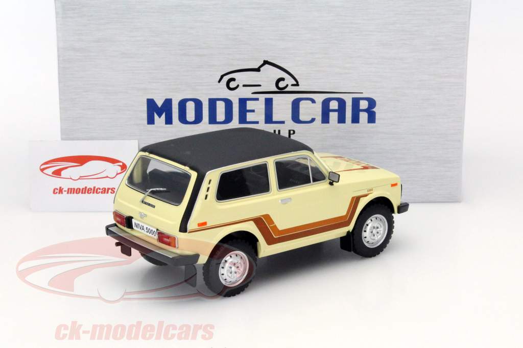 Lada Niva 5000 beige 1:18 ModelCar Group