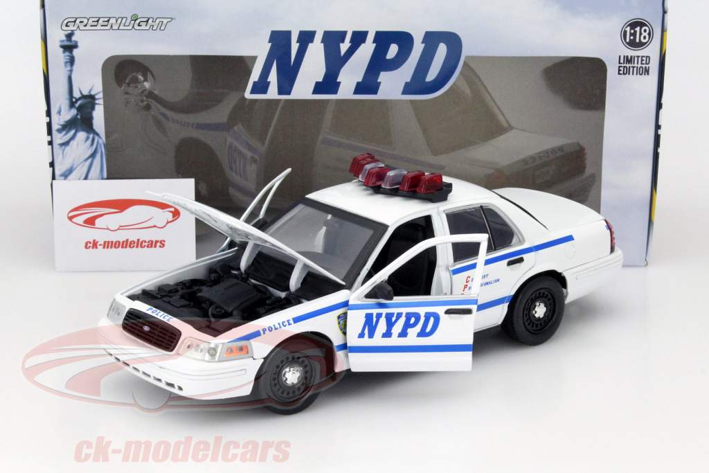 Ford Crown Victoria Police Interceptor Año 2001 1:18 Greenlight