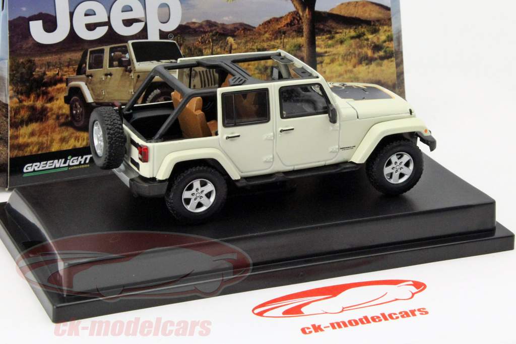 吉普 牧马人(莫哈韦特别版) 2011年 米色 1:43 绿光 Greenlight