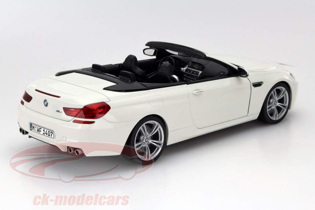 BMW M6 (F12) Convertible イヤー 2012 ホワイト 1:18 ParagonModels