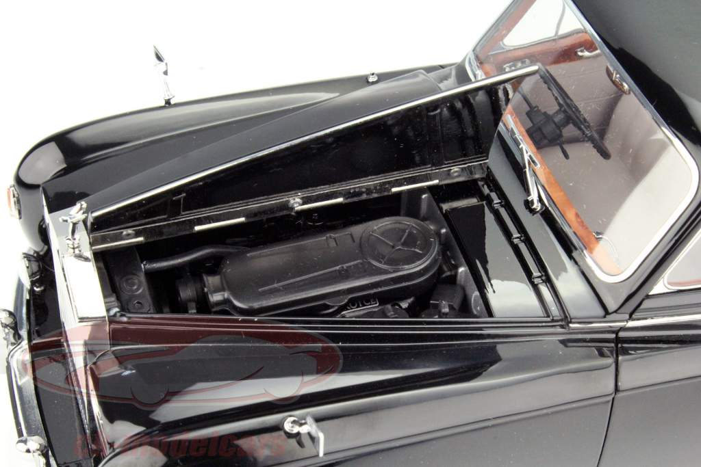 Rolls Royce Phantom V MPW RHD año 1964 negro 1:18 ParagonModels