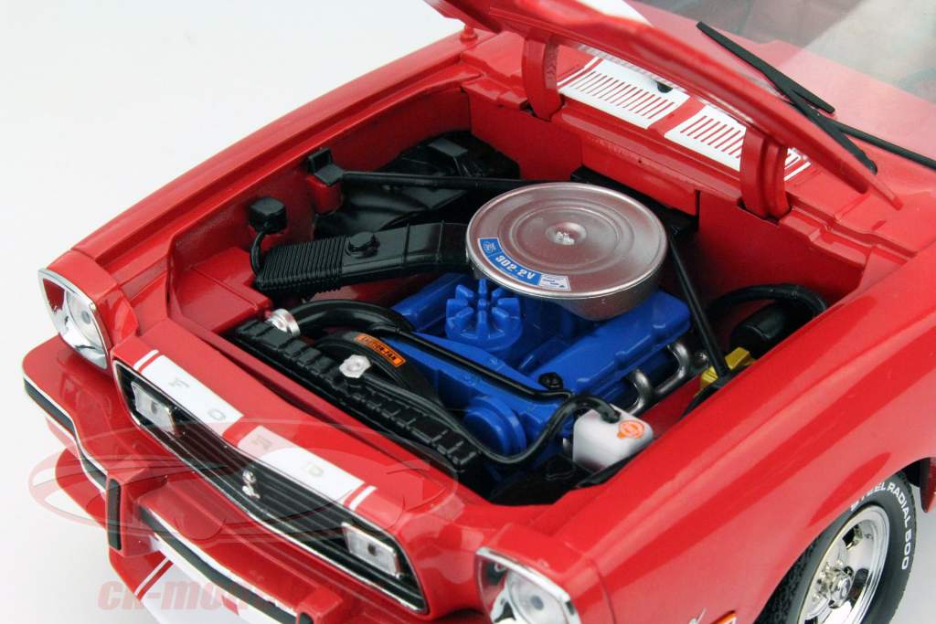 福特 野马II 眼镜王蛇 1978年 红/白色 1:18 绿光 Greenlight