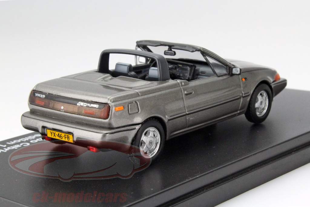 Volvo 480 Turbo Cabriolet Año 1990 cubiertos 1:43 Triple 9