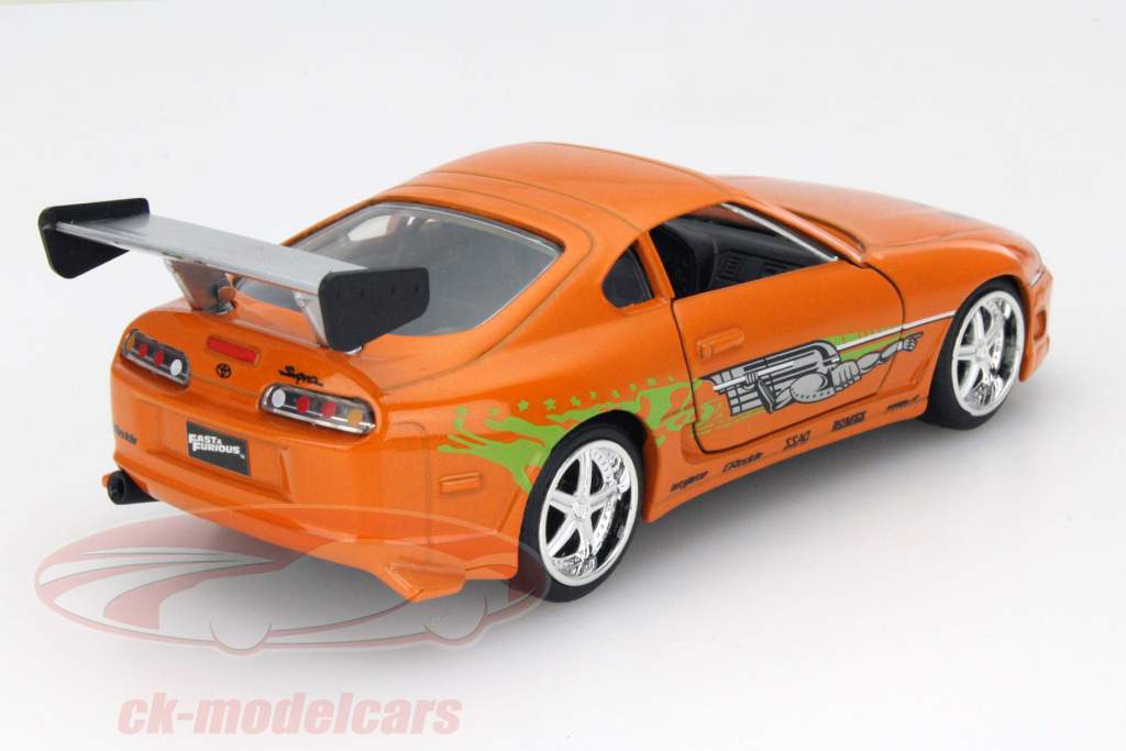 Brian's Toyota Supra от  фильм Fast and Furious 7 2015 оранжевый 1:32 Jada Toys