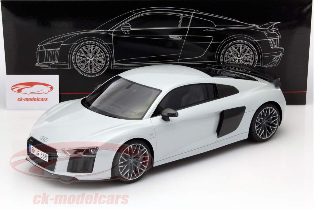 Audi R8 Coupe año 2015 gris claro metálico 1:12 PremiumClassiXXs