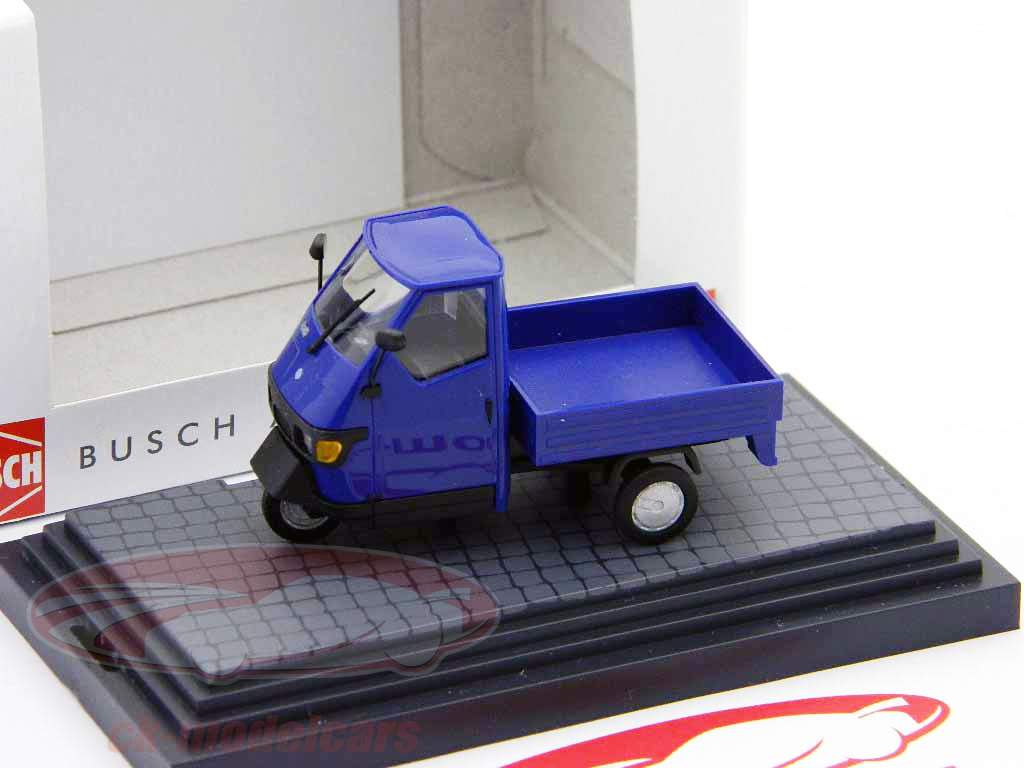 Piaggio Ape 50 dunkelblau / darkblue 1:43 Busch