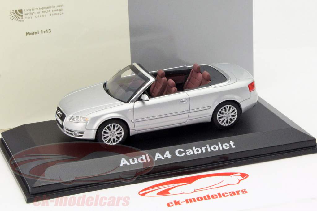 Audi A4 Cabriolet light silver 1:43 Norev