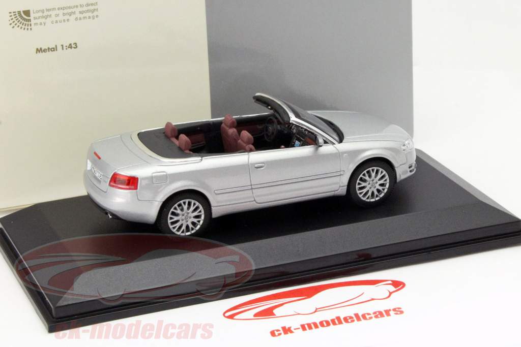 Audi A4 Cabriolet light silver 1:43 Norev