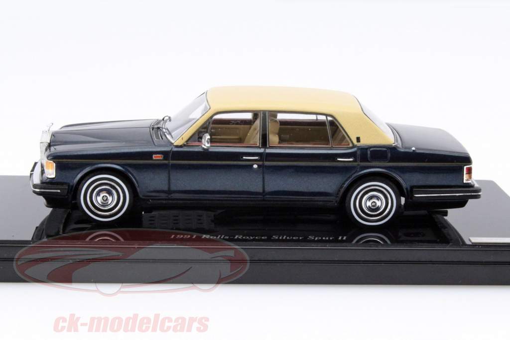 Rolls Royce Silver Spur II år 1991 mørkeblå 1:43 TrueScale