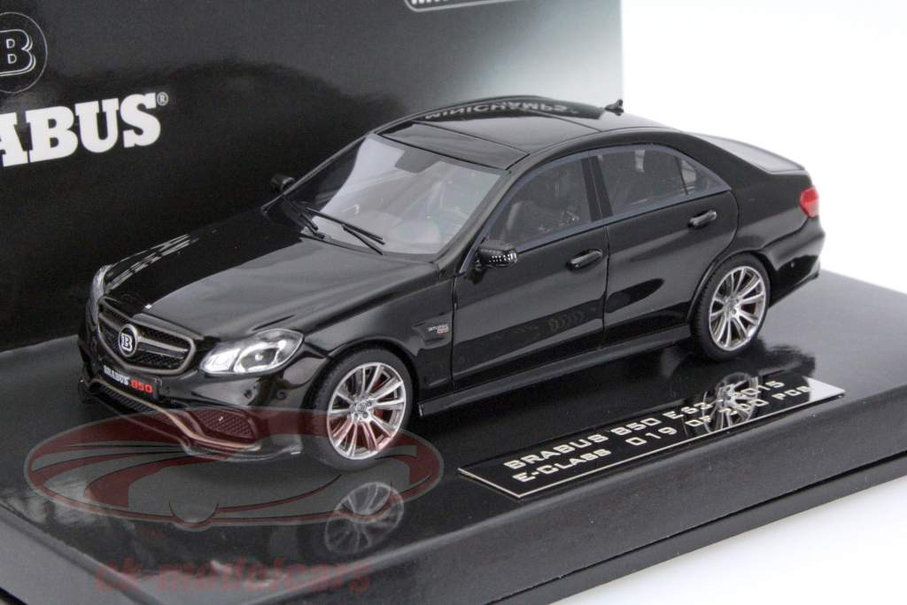 Brabus 850 (E63) E-Class год 2015 черный 1:43 Minichamps