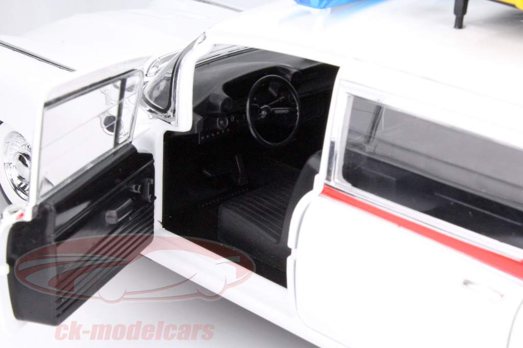 Cadillac Ecto-1 de la película Ghostbusters 1989 1:18 HotWheels