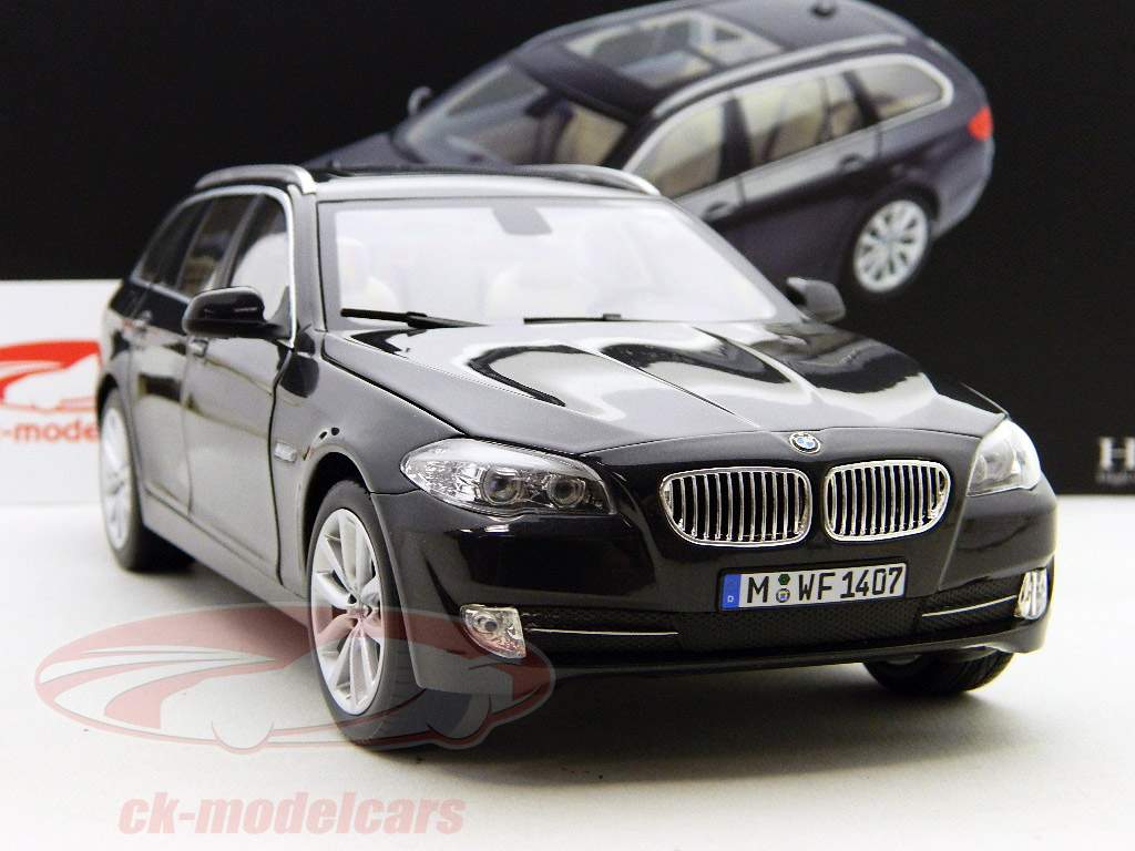 美品！ BMW 550i ミニカー 1/18 NOREV製