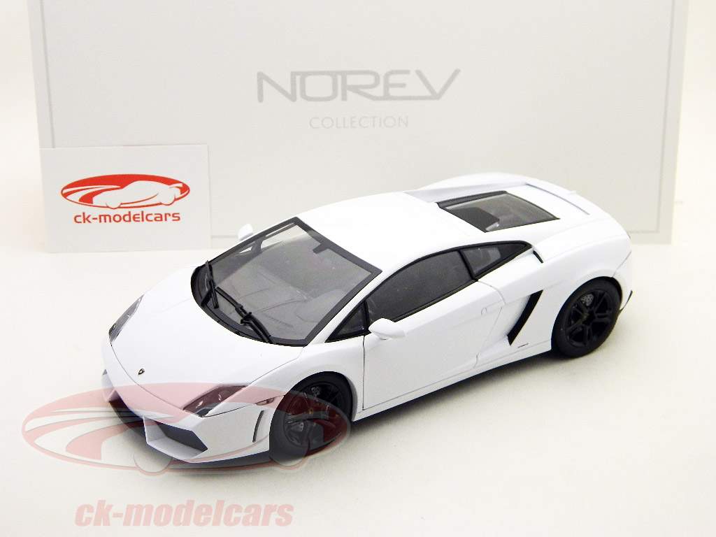 Lamborghini Gallardo LP560-4 2009 white 1:18 Norev