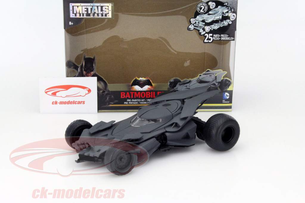 DC Comics Batmobile フィルム Batman vs Superman キット ブラック 1:24 Jada Toys