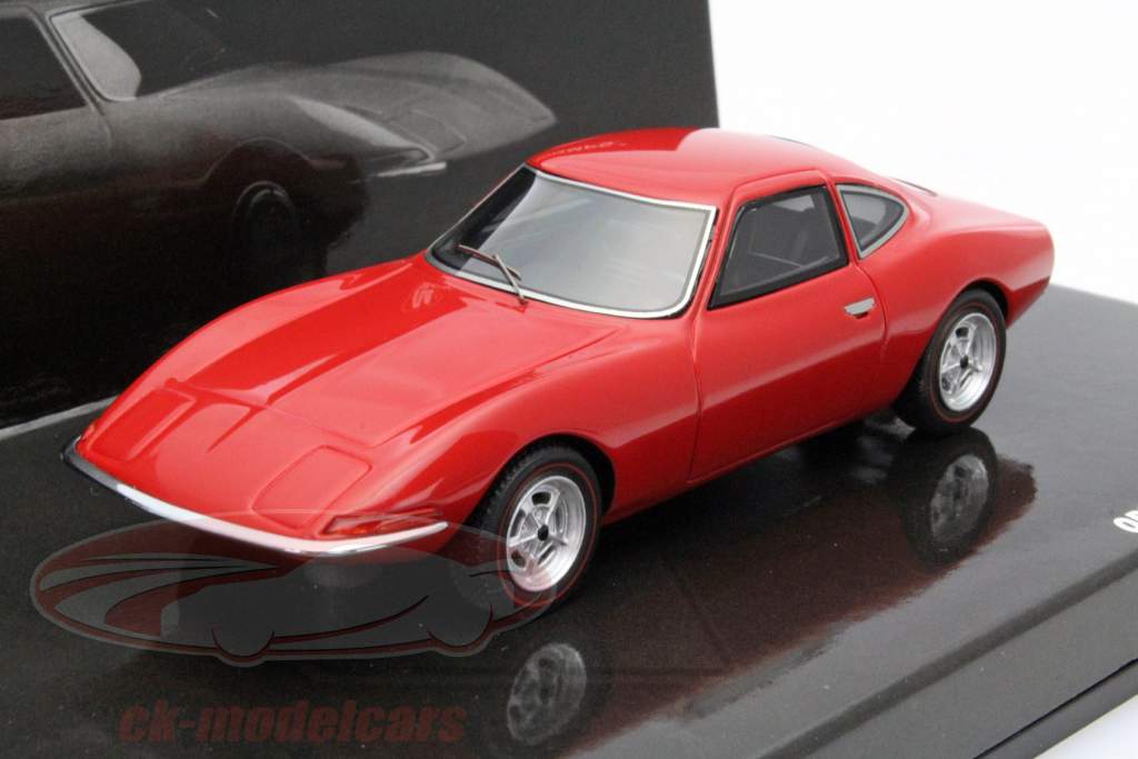 Opel Experimental GT год 1965 красный 1:43 Minichamps