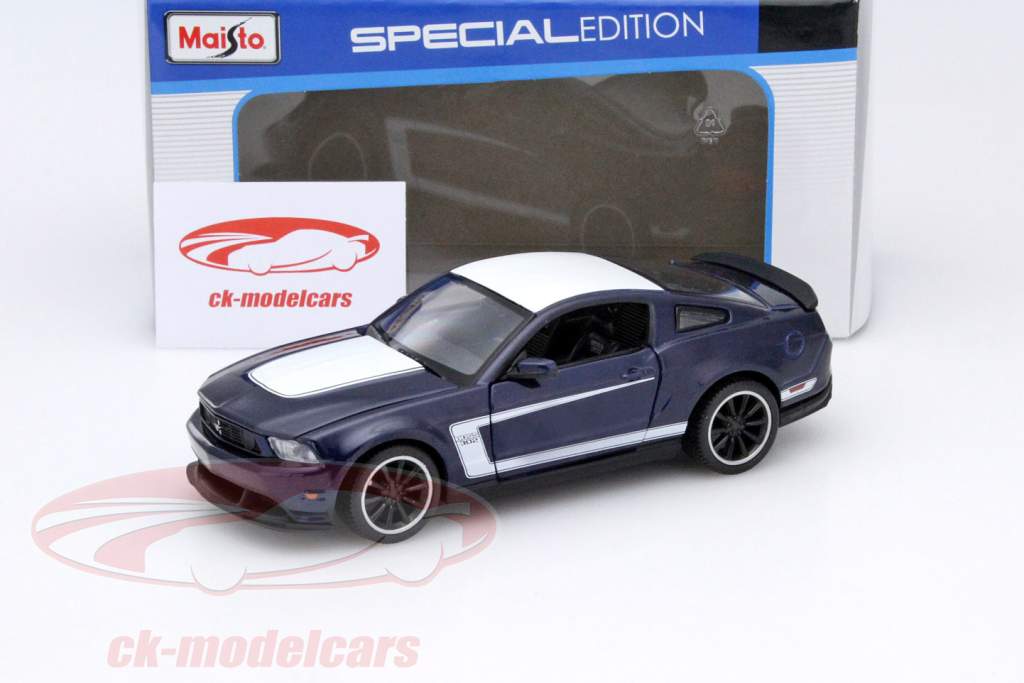 Ford Mustang Boss 302 bleu / blanc 1:24 Maisto