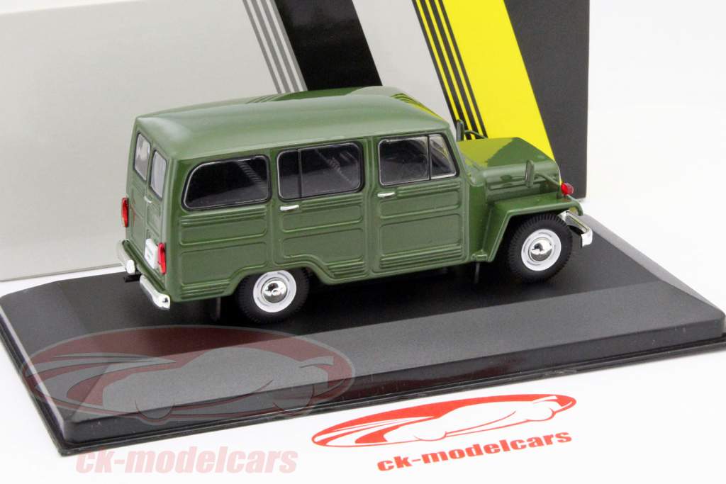 Mitsubishi Jeep J30 год 1961 зеленый 1:43 First43 Models