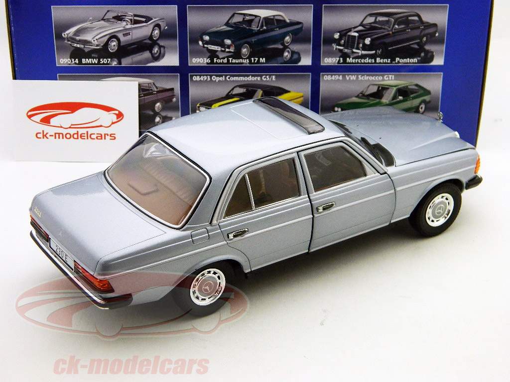 『希少』60年代 Revell レベル 1/32 Mercedes Benz 希少』60年代 Revell レベル 1/32 Mercedes Benz 自動車