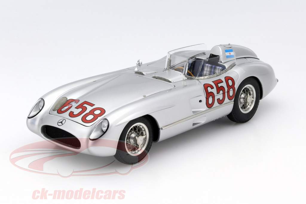 CMC 1:18 Mercedes-Benz 300 SLR #658 set with motor and