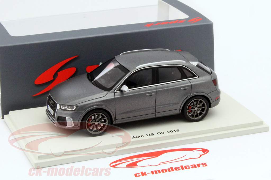 Audi RS Q3 ano 2015 aborrecido cinza 1:43 Spark