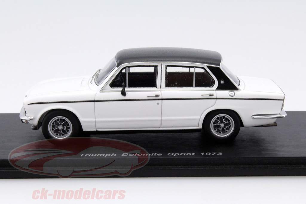 Triumph Dolomite Sprint año 1973 blanco / negro 1:43 Spark