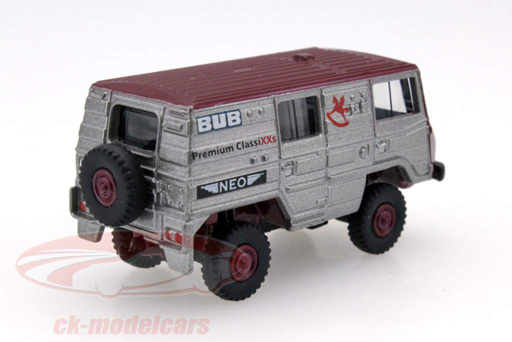 Pinzgauer 赤 / 銀 1:87 Bubmobile
