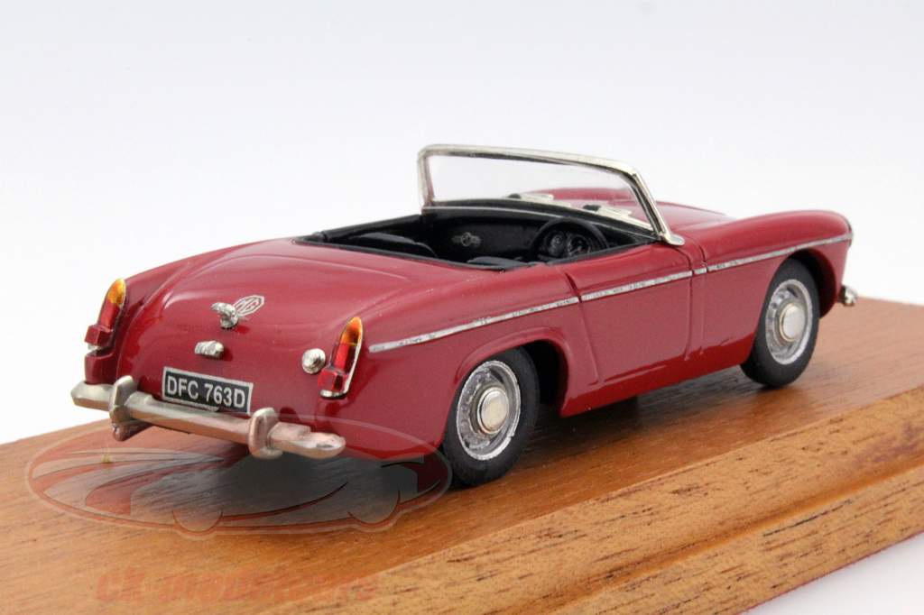 MG Midget Cabriolet красный 1:43 RAE Models