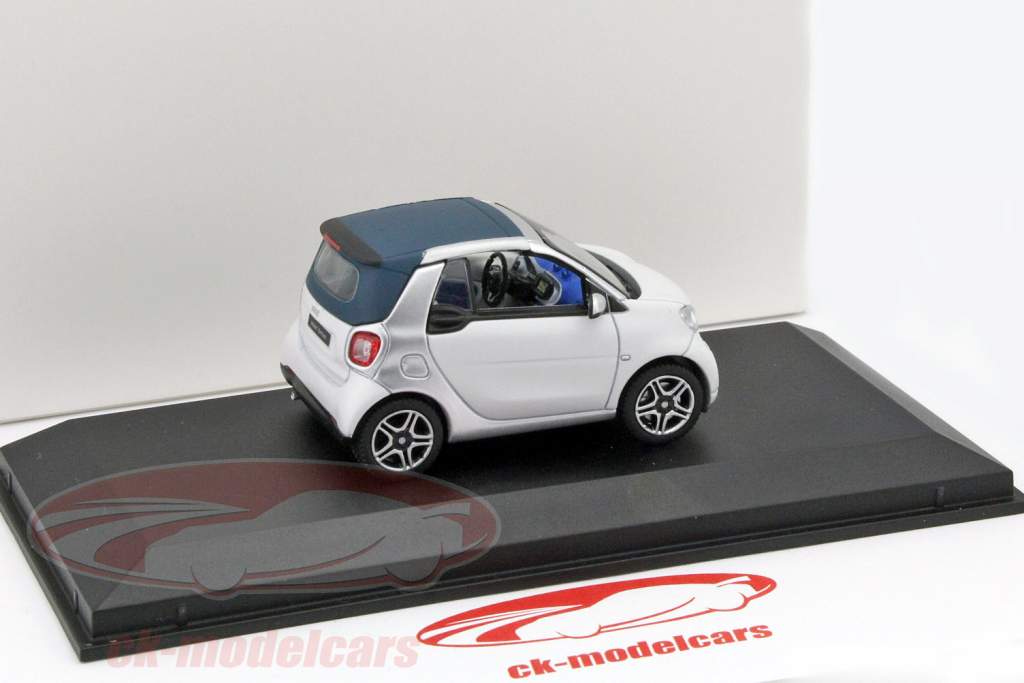 希少　smart fortwo cabrio ミニカー Norev 1:43 Smart Fortwo Cabriolet A453 silver / white / blue