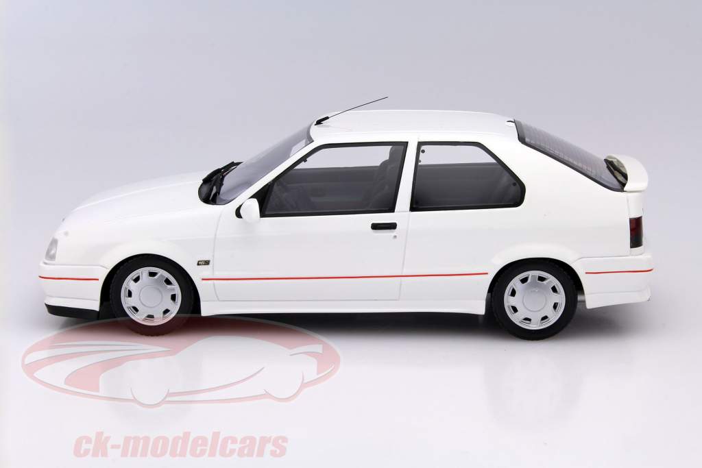 Ottomobile 1:18 Renault 19 16S ホワイト OT654 モデル 車