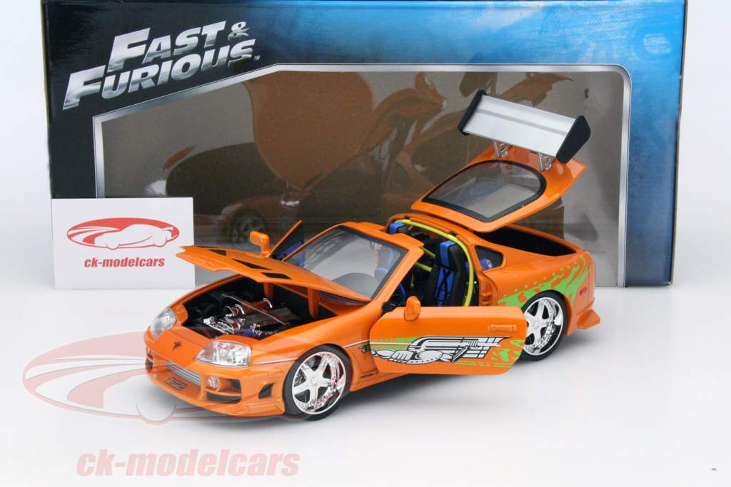 Brian's Toyota Supra Fast and Furious laranja 1:18 Jada Toys